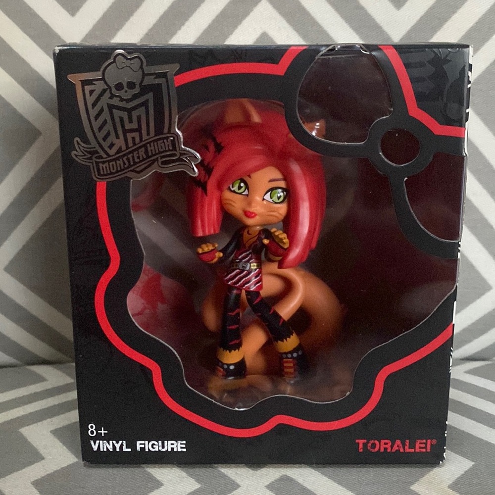 Monster High Toralei Collectible Venyl Figure  Yr.2014